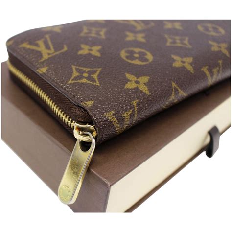 buy Louis Vuitton wallet